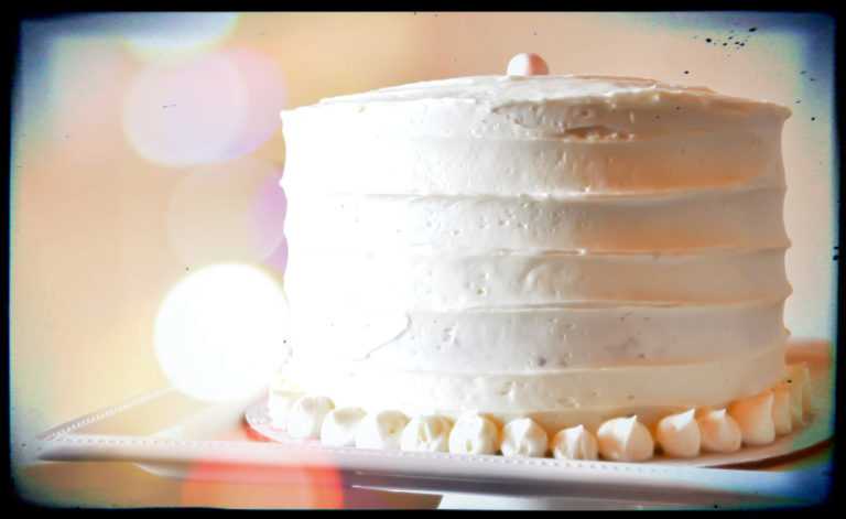 Scherzi matrimonio, scherzo torta in faccia allo sposo